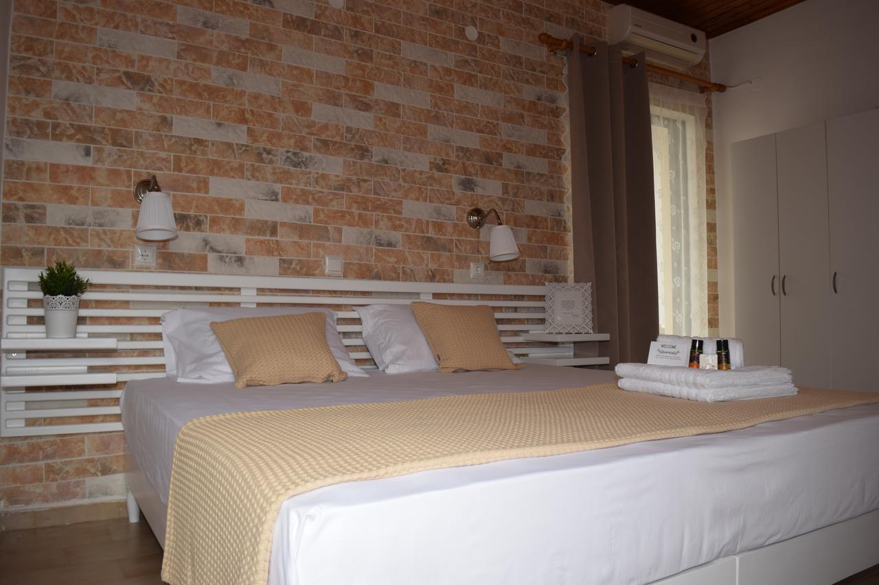 The Coast Aparthotel Anaxos Exterior foto